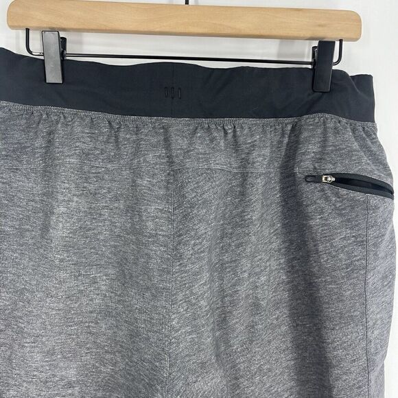 Lululemon T.H.E. Shorts Size Large Mens Gray Linerless 9” Train Run Gym Workout - Picture 5 of 8